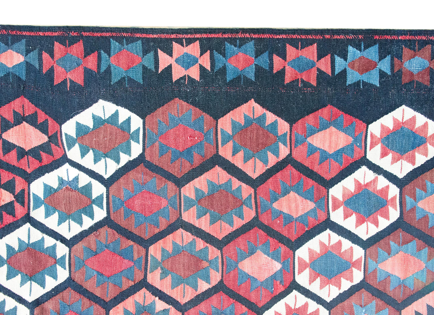 Early 20th Century Persian Ersin Kilim Rug For Sale