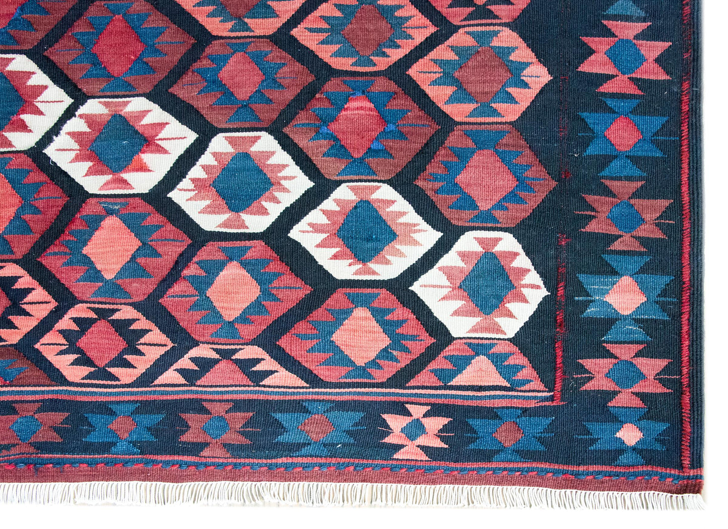 Early 20th Century Persian Ersin Kilim Rug For Sale