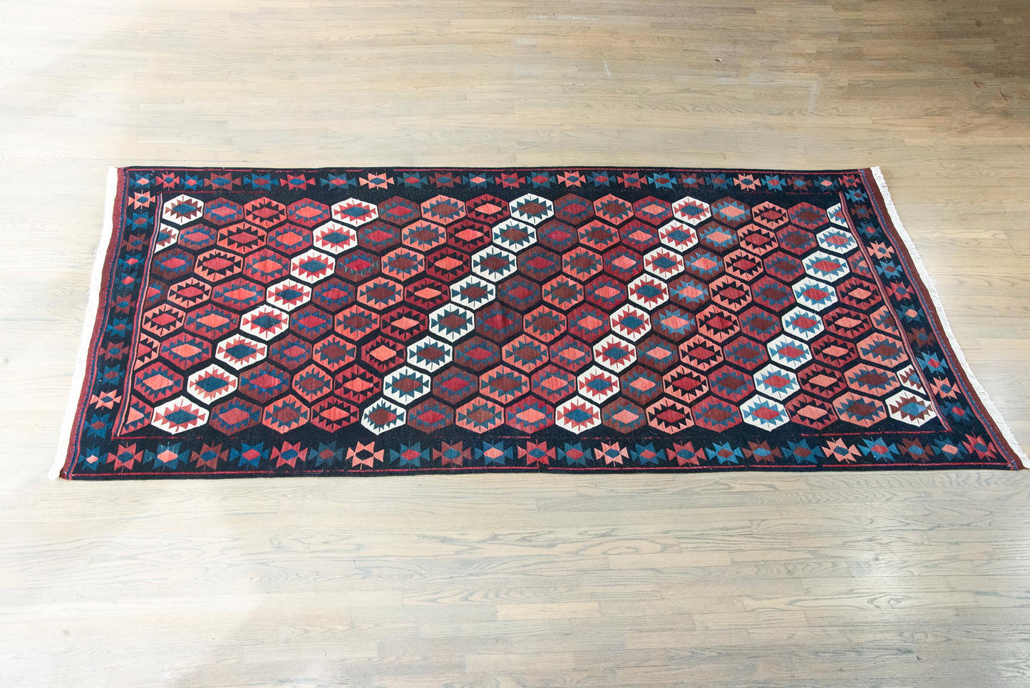 Early 20th Century Persian Ersin Kilim Rug For Sale