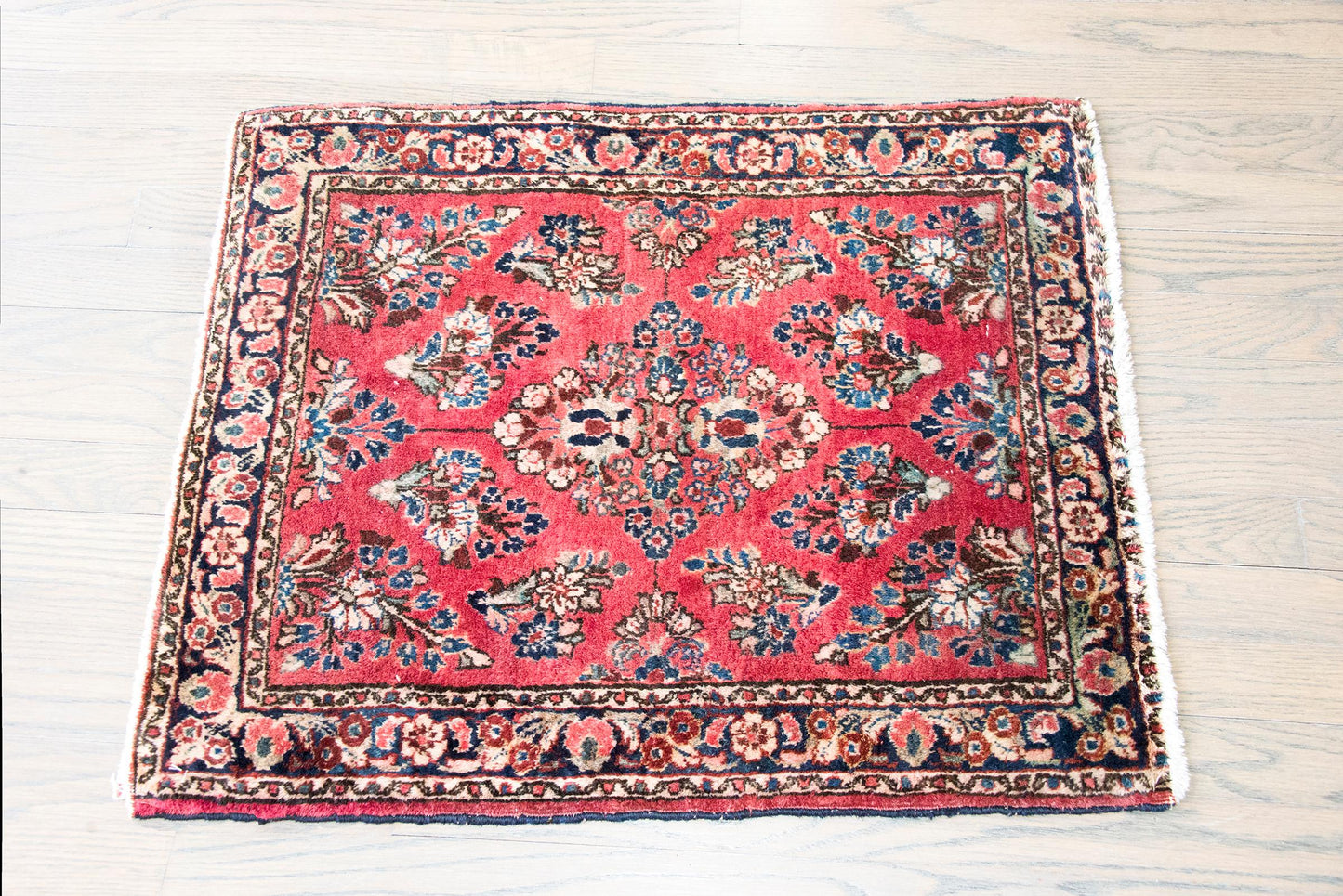Early 20th Century Persian Sarouk Rug
