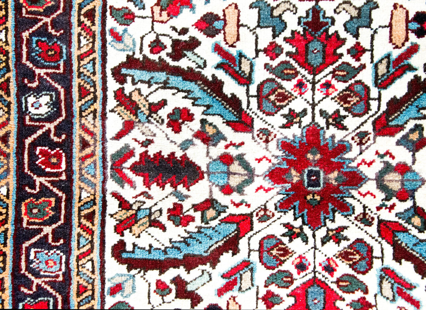 Vintage Persian Heriz Rug For Sale