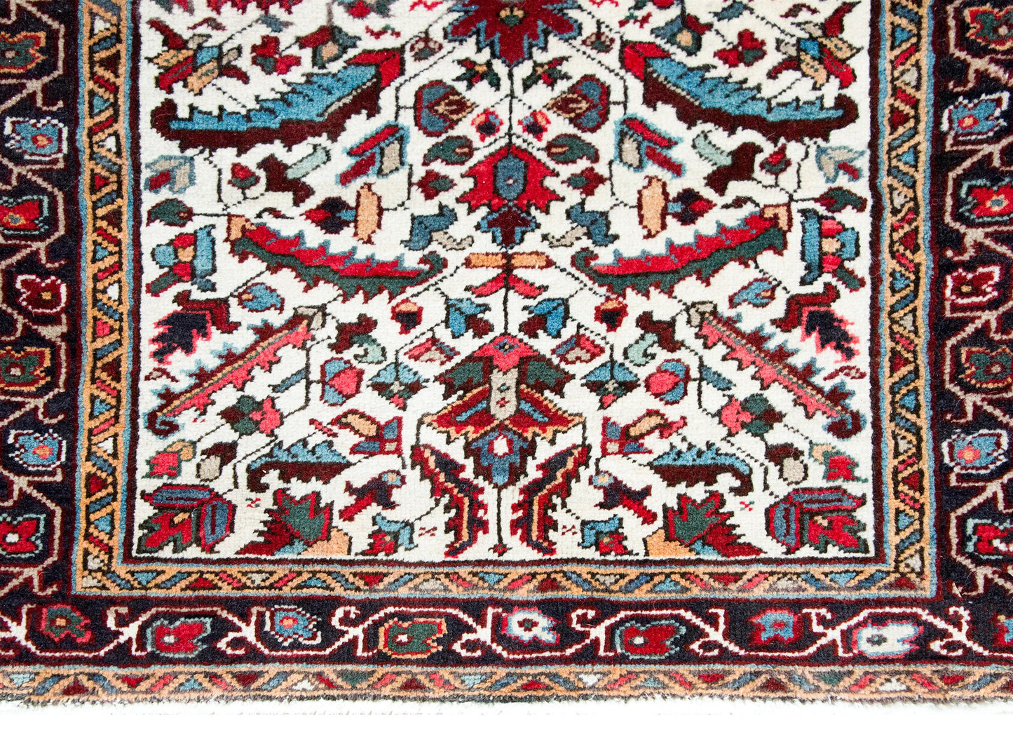 Vintage Persian Heriz Rug For Sale