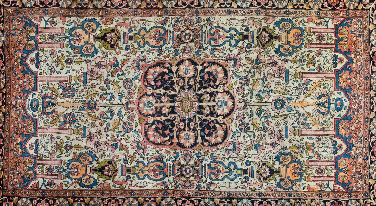 Early 20th Persian Sarouk Farahan Rug