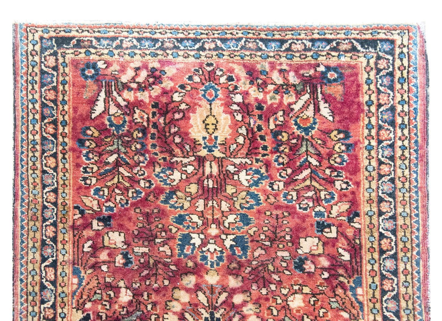 Early 20th Century Persian Sarouk Rug For Sale
