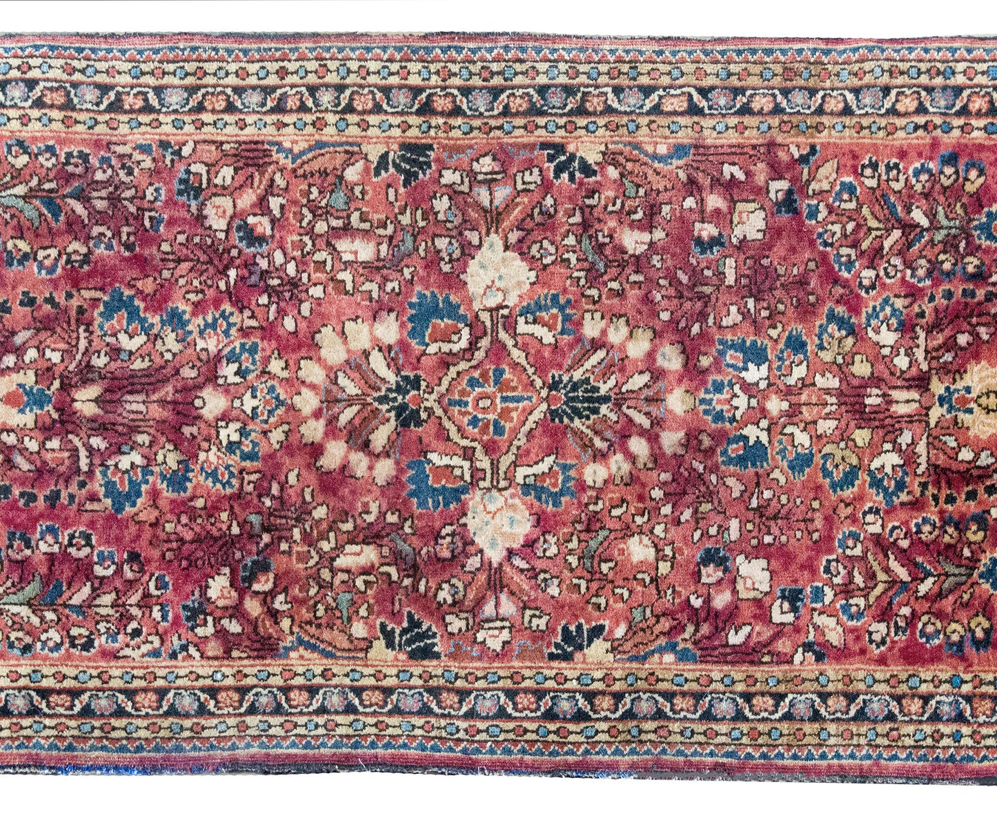 Early 20th Century Persian Sarouk Rug For Sale