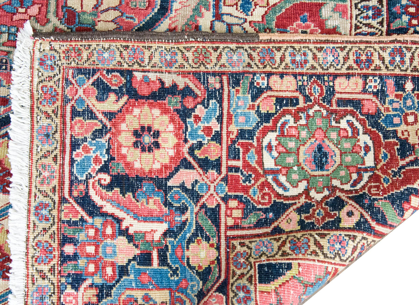 Early 20th Century Persian Heriz Rug For Sale