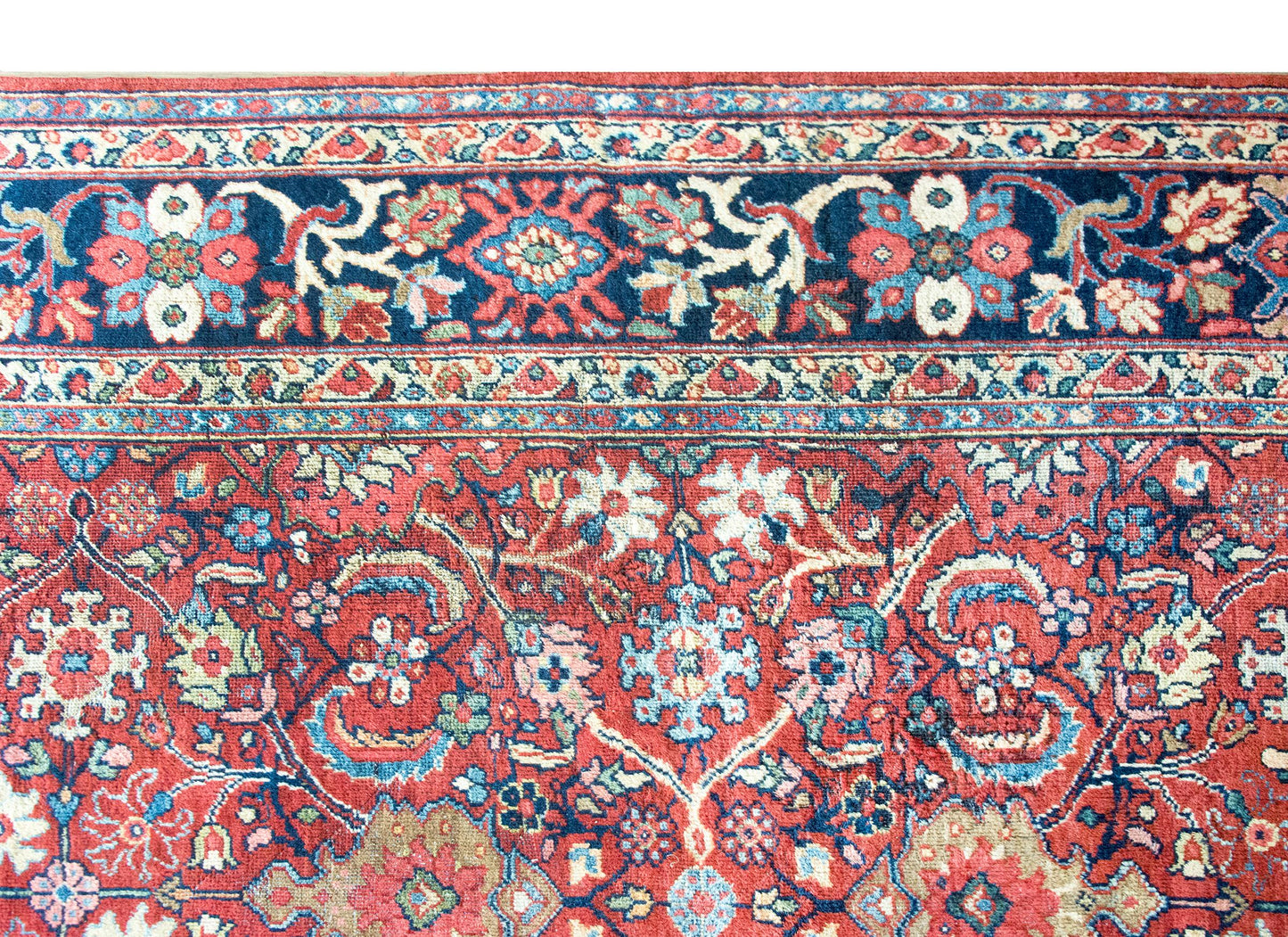 Early 20th Century Persian Sultanabad Rug For Sale