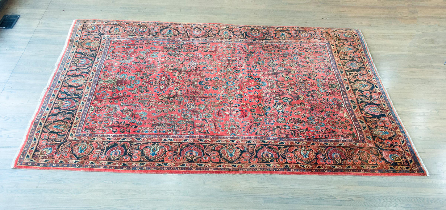 Early 20th Century Persian Sarouk Rug