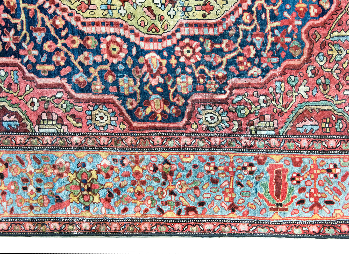 Early 20th Century Persian Sarouk Farahan Rug For Sale