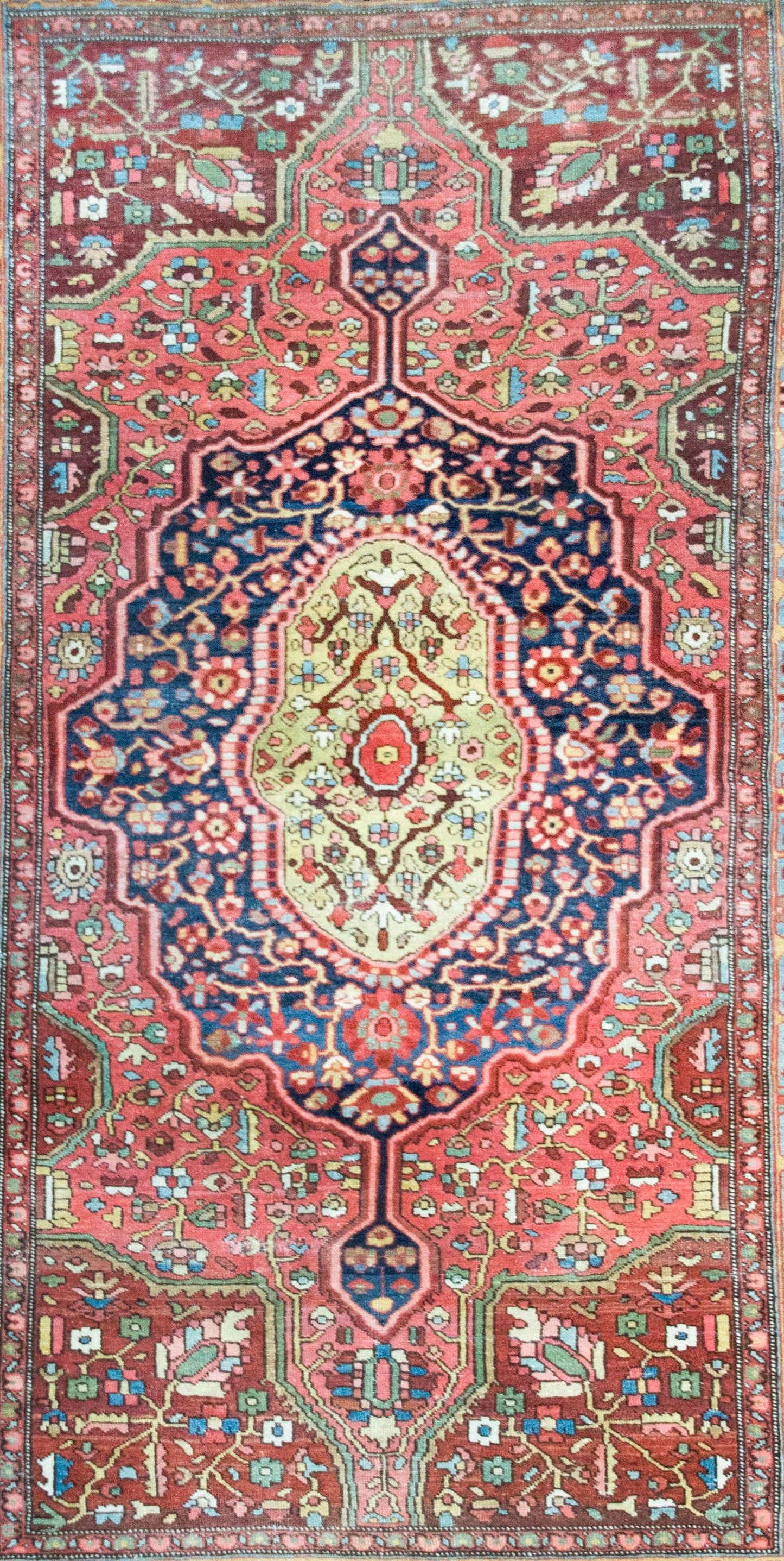 Early 20th Century Persian Sarouk Farahan Rug For Sale