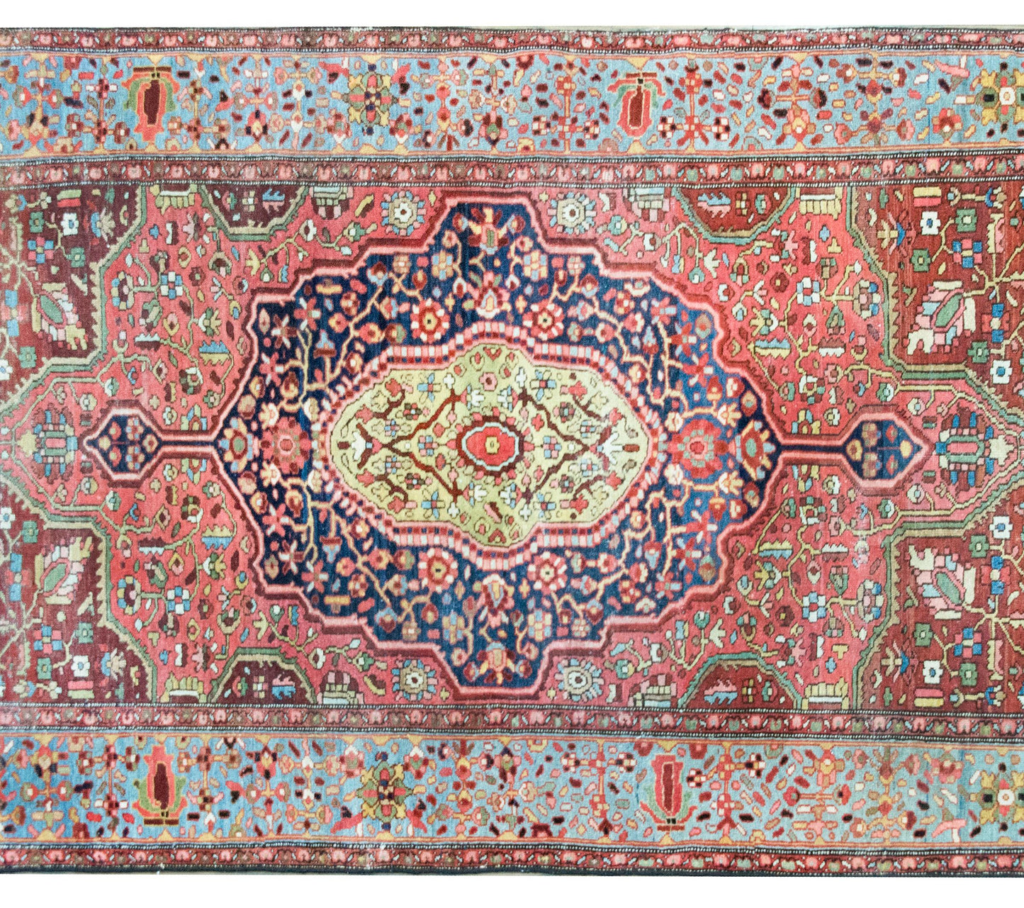 Early 20th Century Persian Sarouk Farahan Rug For Sale