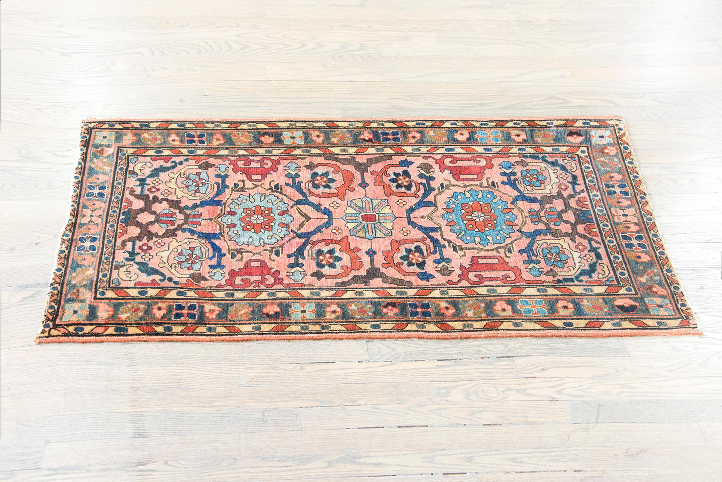 Early 20th Century Persian Lilihan Rug For Sale