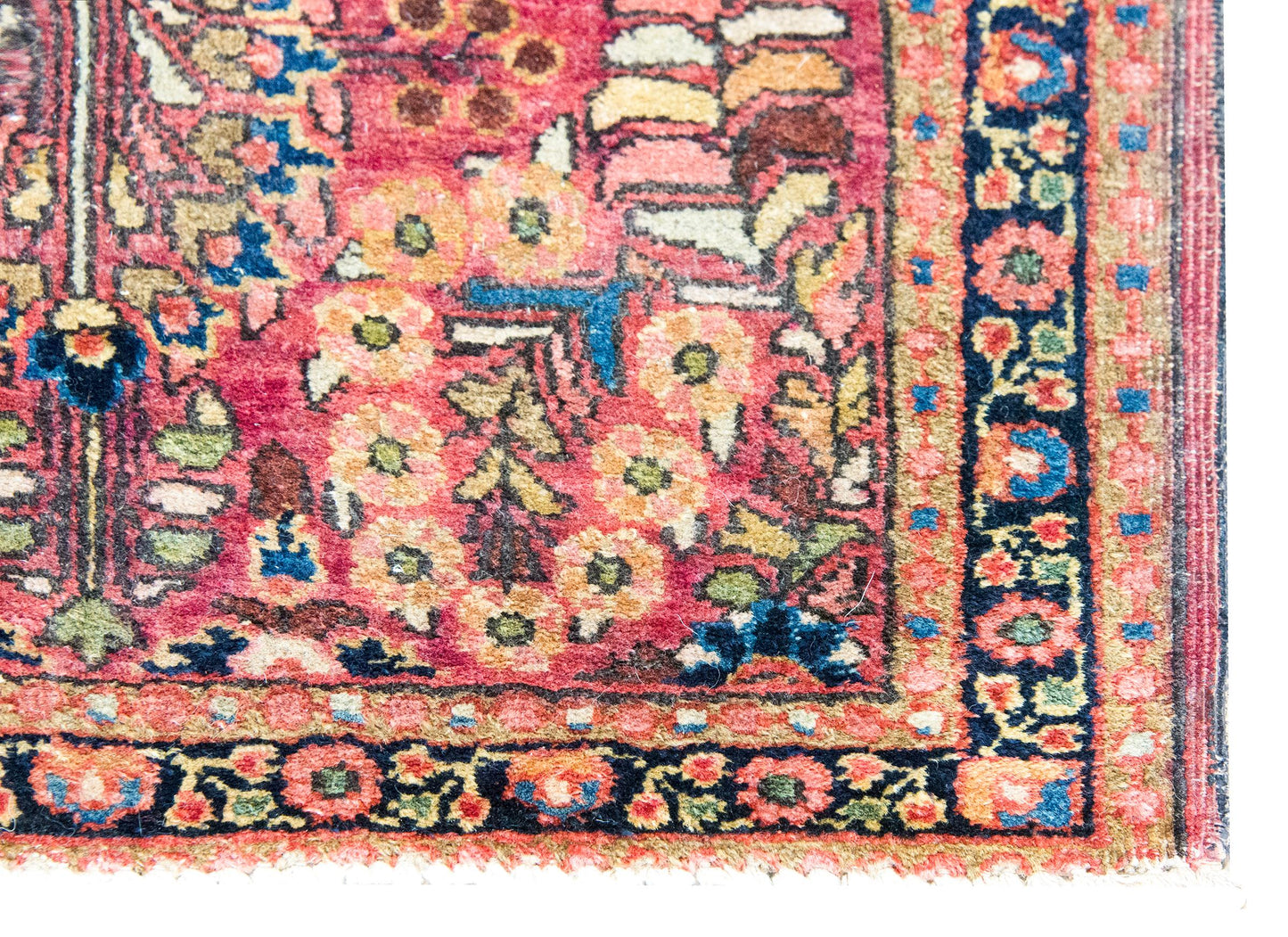 Early 20th Century Persian Sarouk Rug For Sale