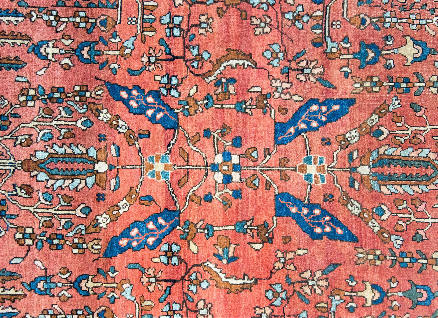 Early 20th Century Persian Sarouk Farahan Rug For Sale