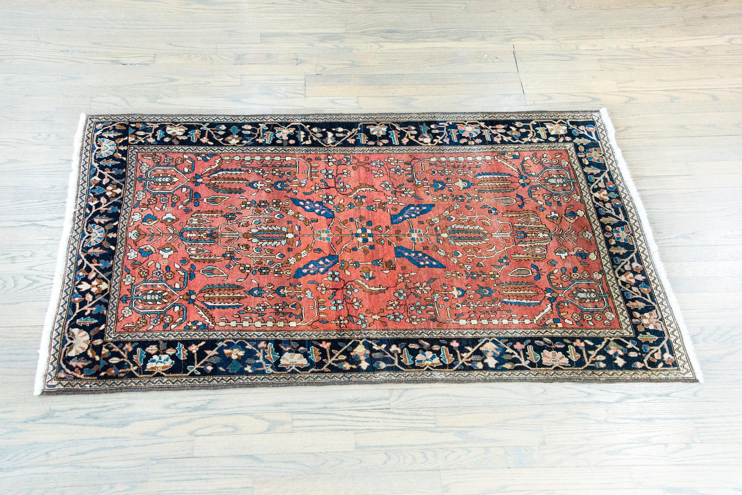 Early 20th Century Persian Sarouk Farahan Rug For Sale