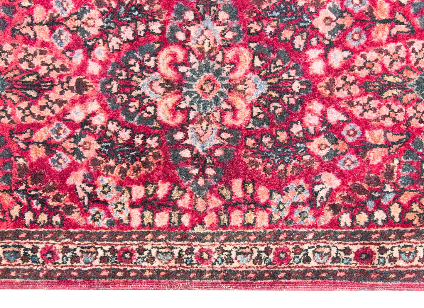 Early 20th Century Persian Sarouk Rug For Sale