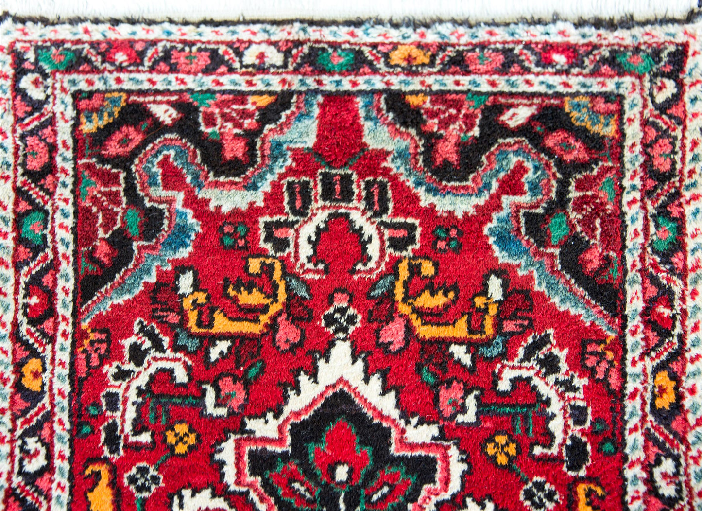 Early 20th Century Persian Hamadan Rug For Sale