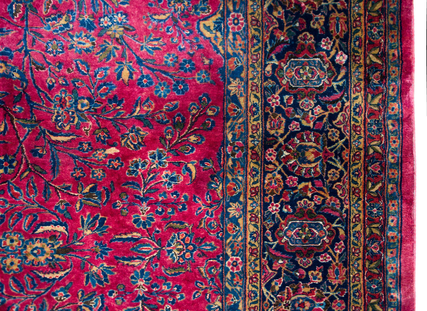 Early 20th Century Persian Kashan Rug For Sale