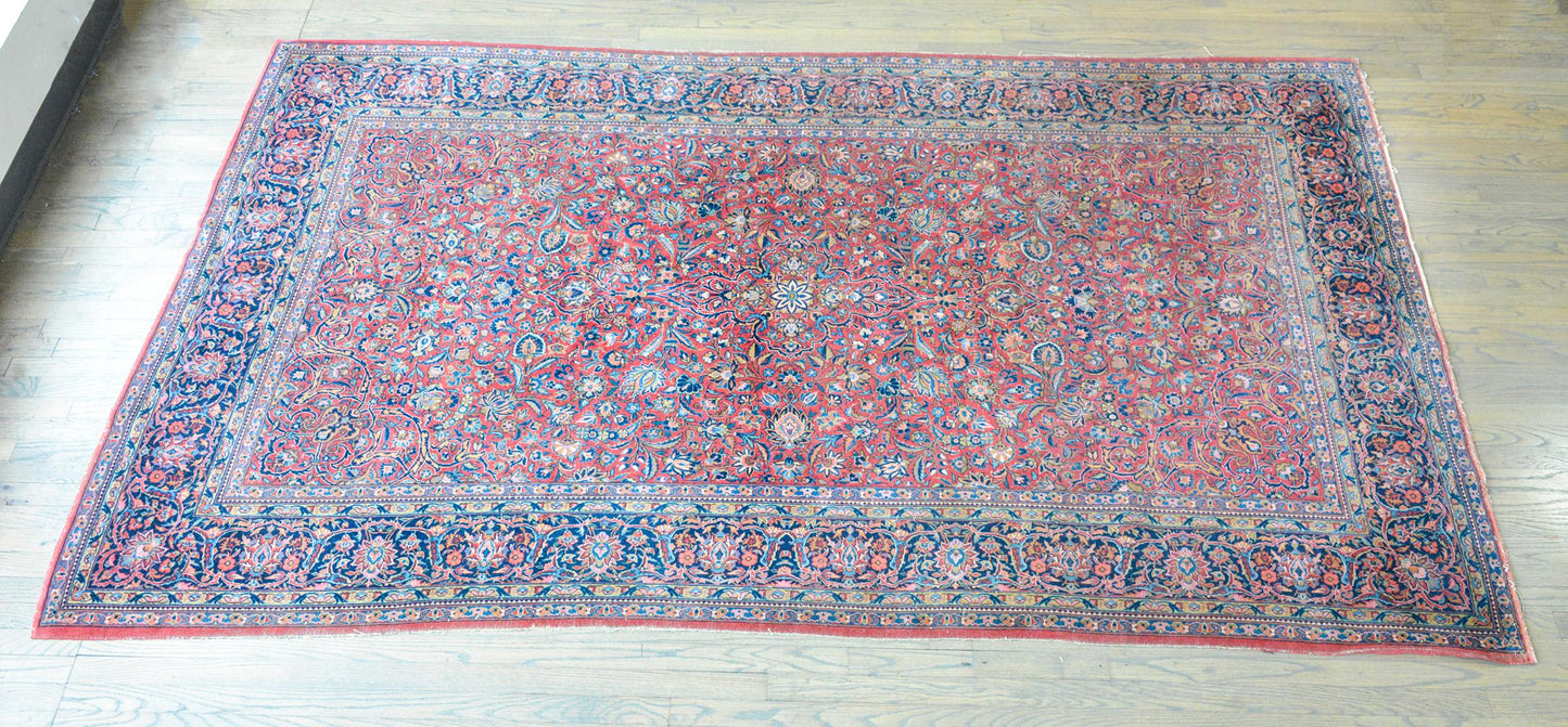 Early 20th Century Persian Kashan Rug For Sale