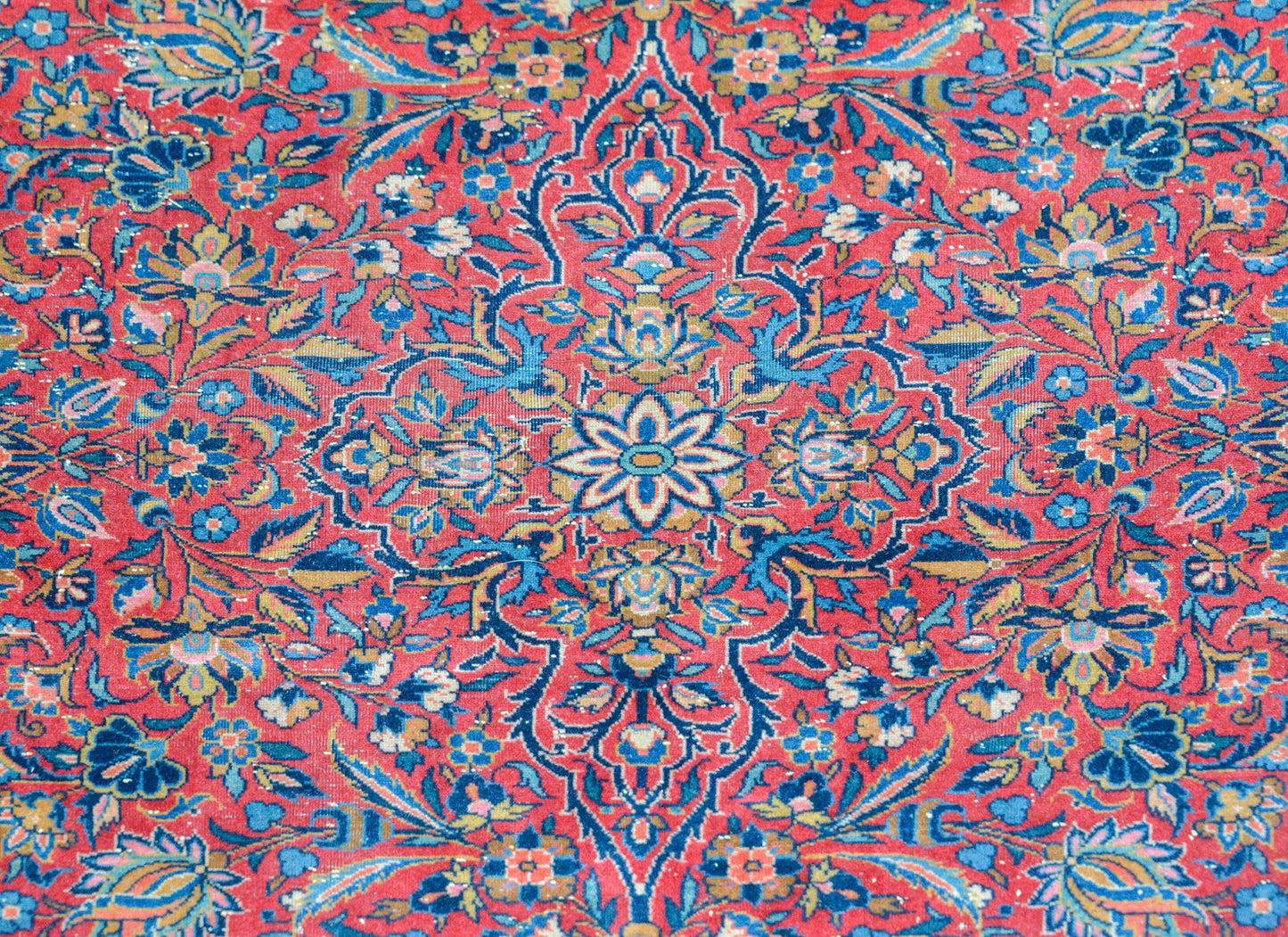 Early 20th Century Persian Kashan Rug For Sale