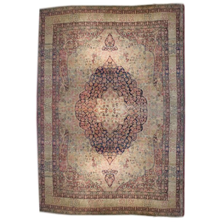Amazing 19th Century Kermanshah Rug For Sale