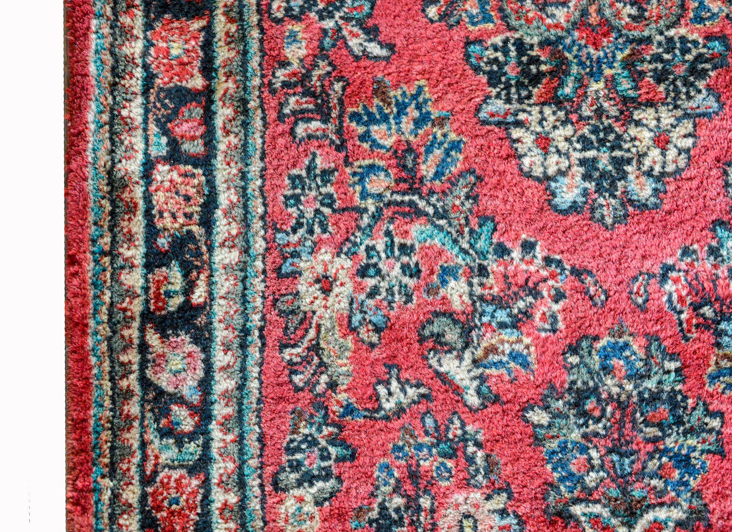 Early 20th Century Persian Sarouk Runner For Sale