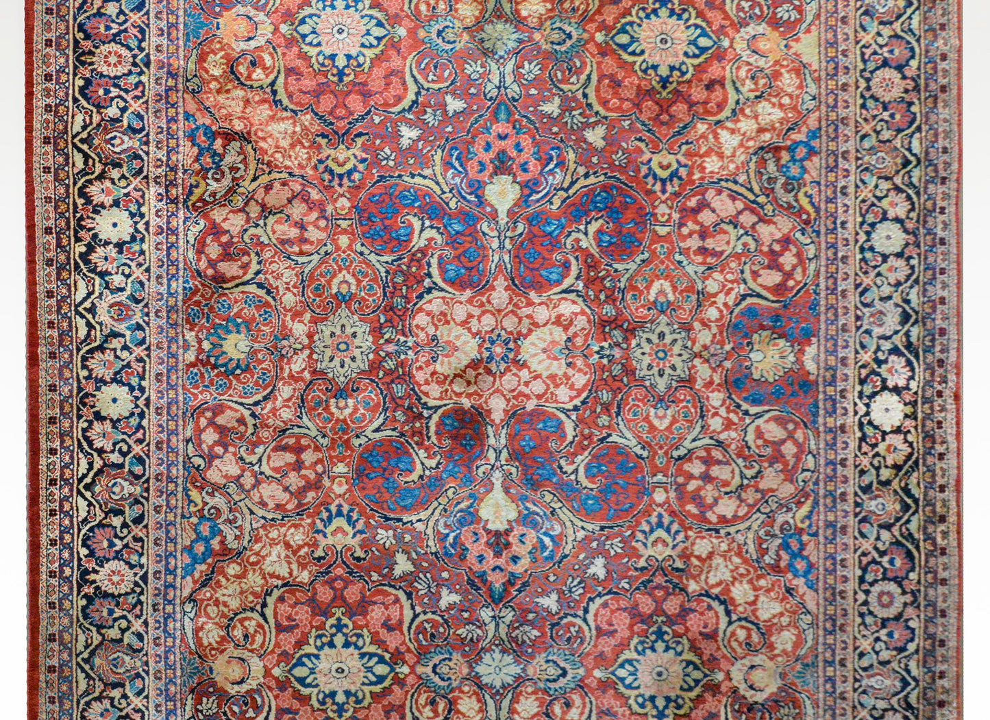 Early 20th Century Sarouk Mahal For Sale
