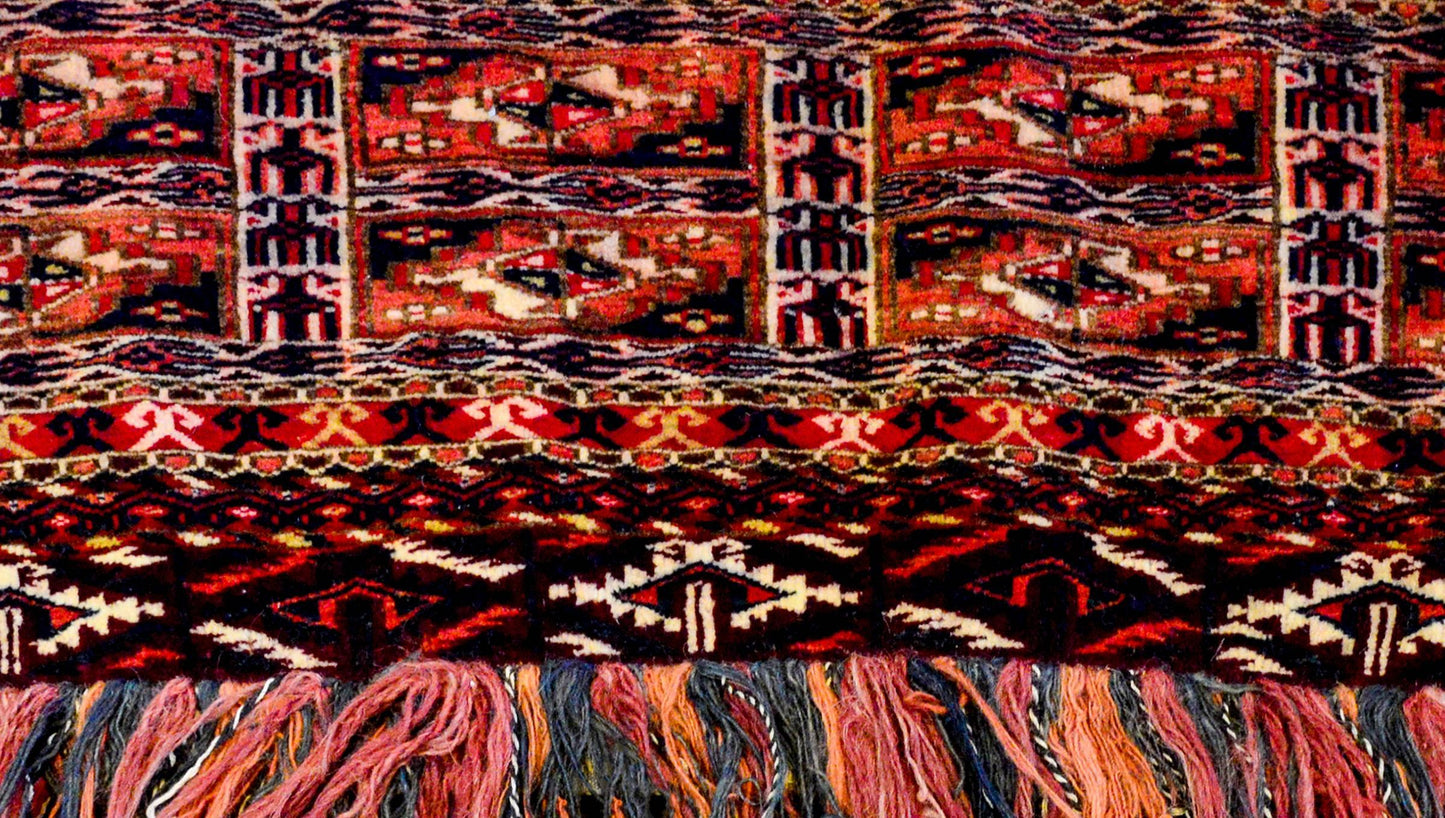 Early 20th Century Turkmen Facerug For Sale