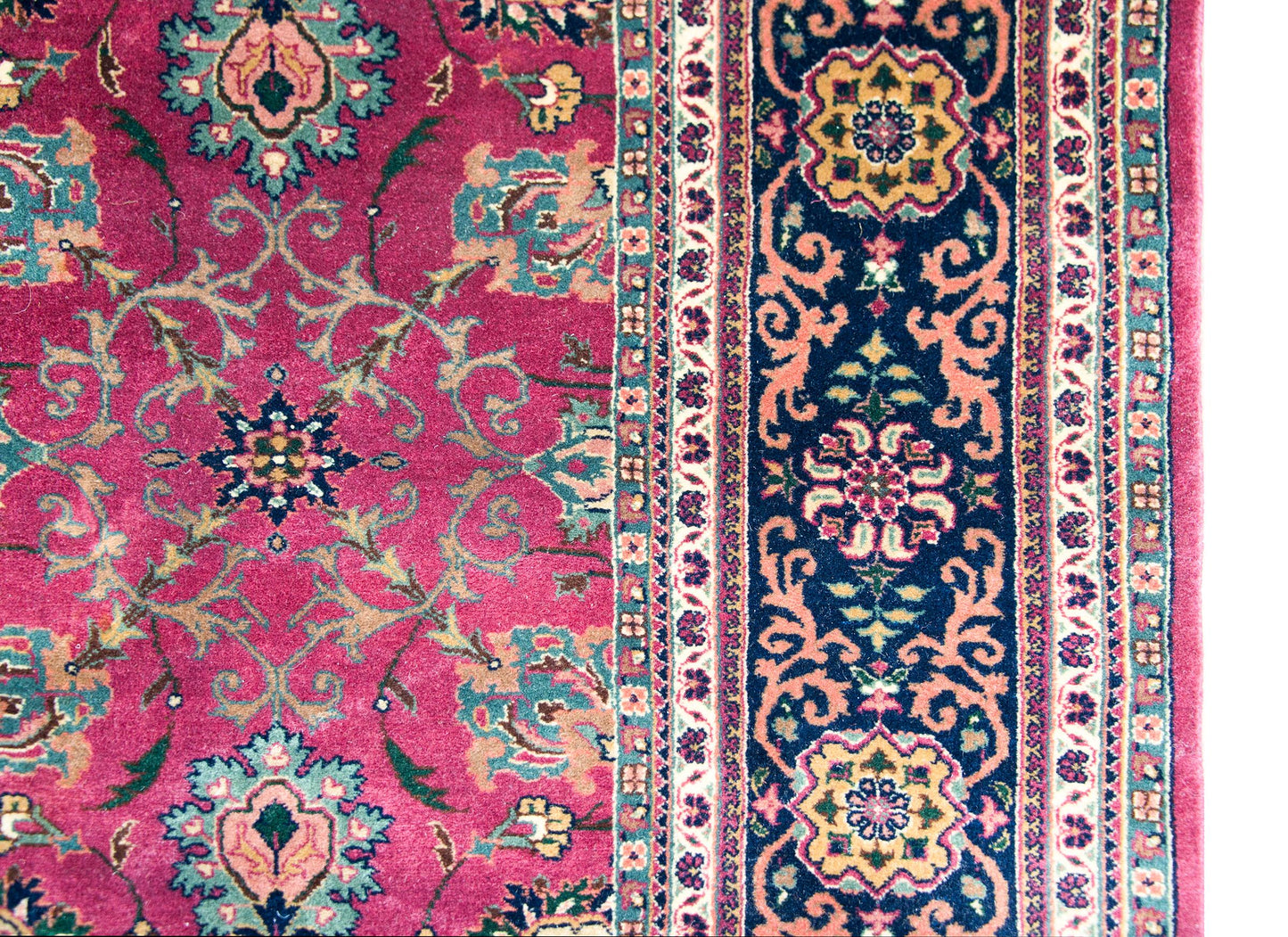 Late 20th Century Pakistani Tabriz Rug For Sale