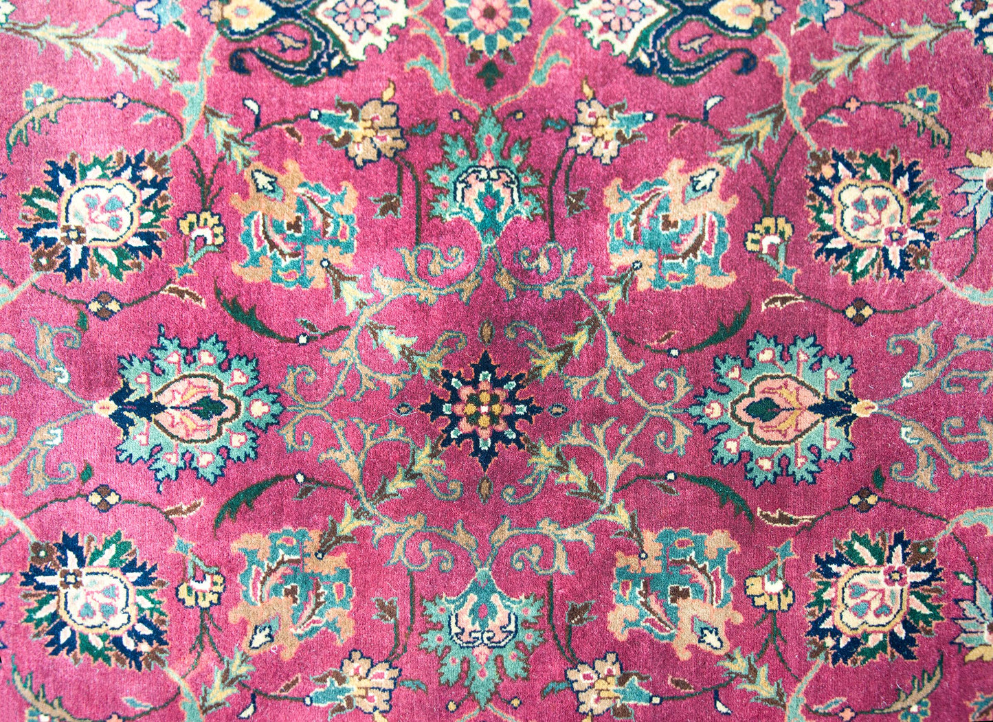 Late 20th Century Pakistani Tabriz Rug For Sale