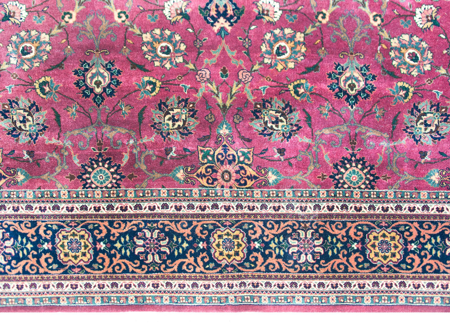 Late 20th Century Pakistani Tabriz Rug For Sale