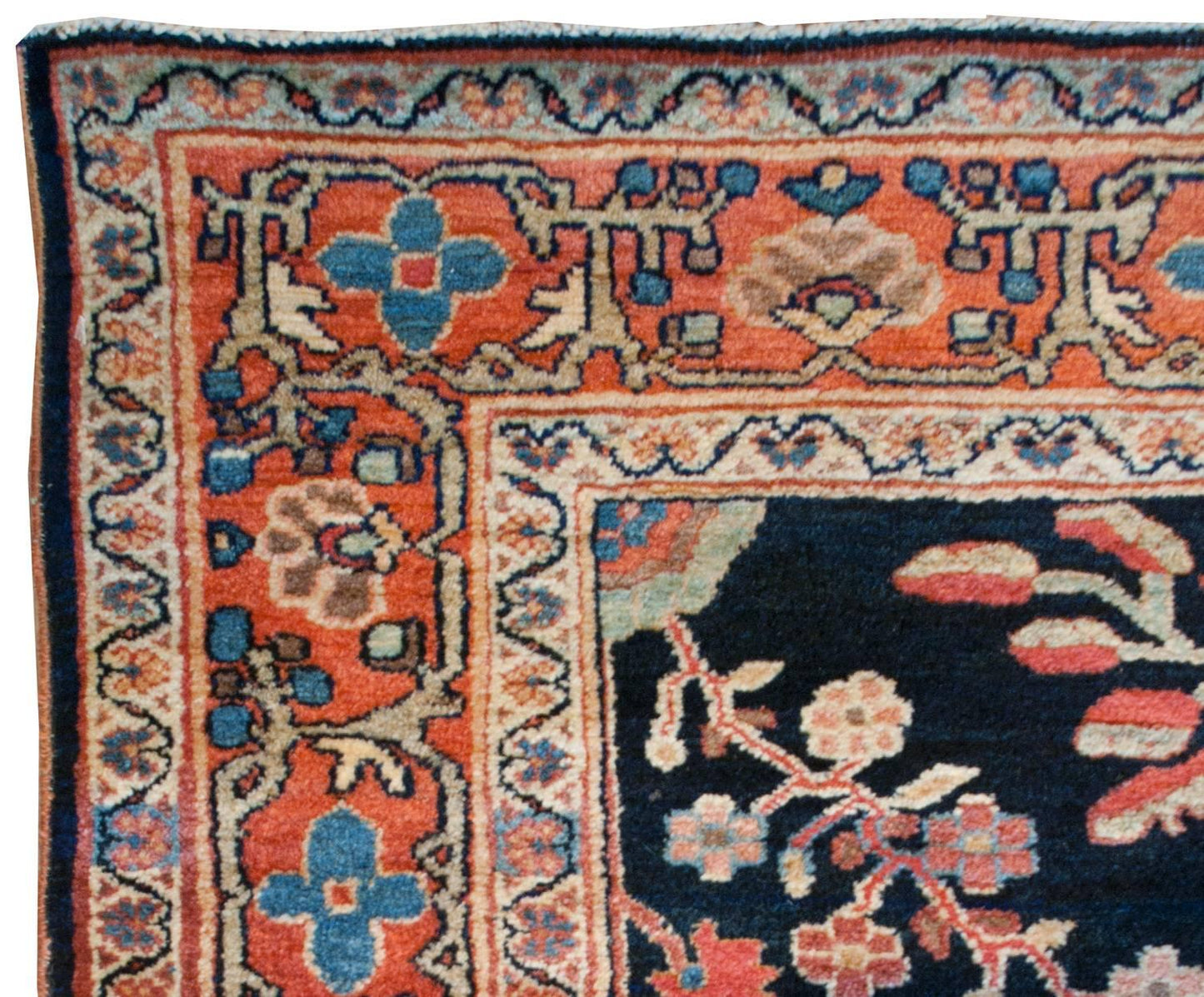 Unique Early 20th Century Sarouk Rug For Sale