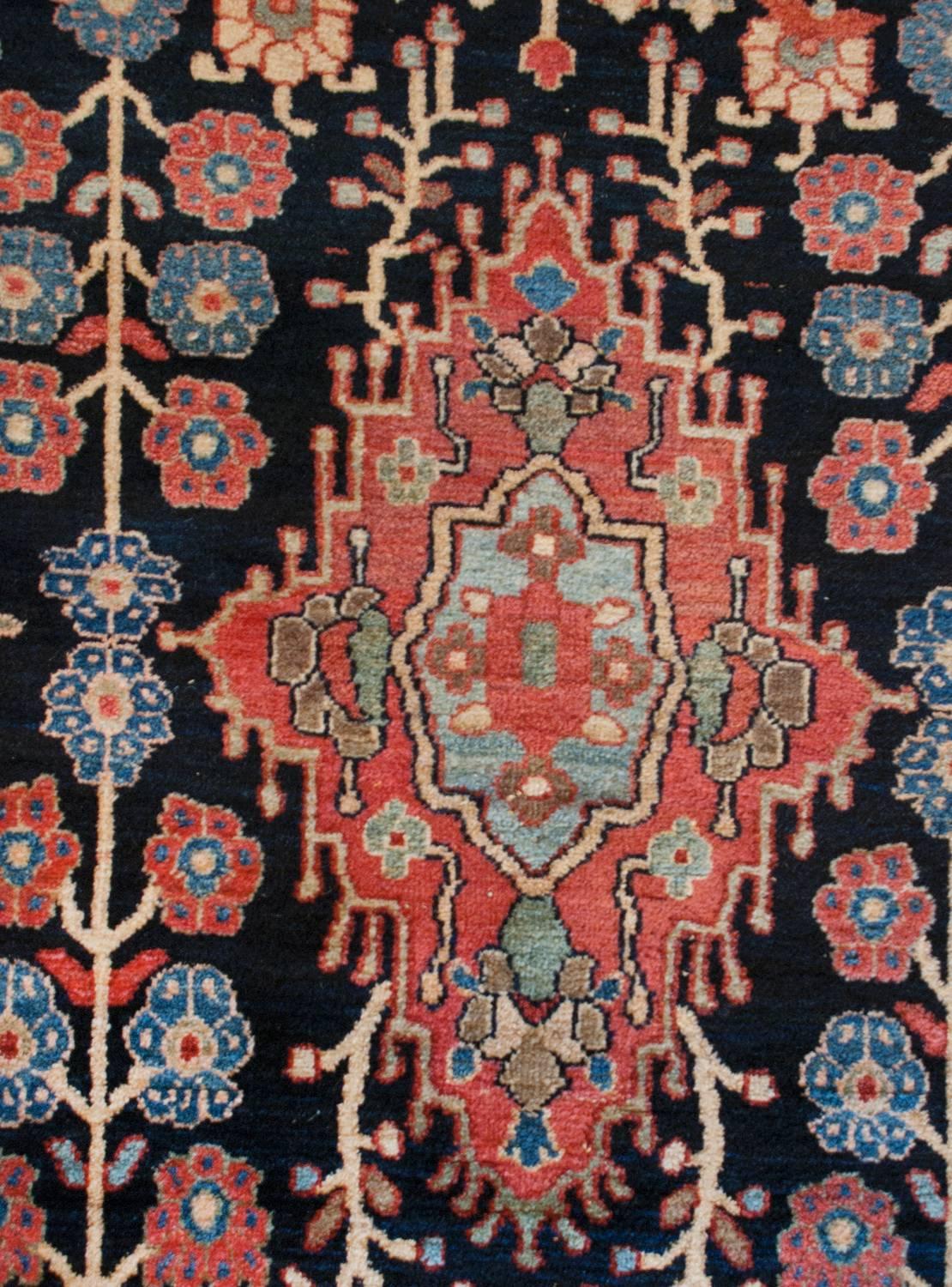 Unique Early 20th Century Sarouk Rug For Sale