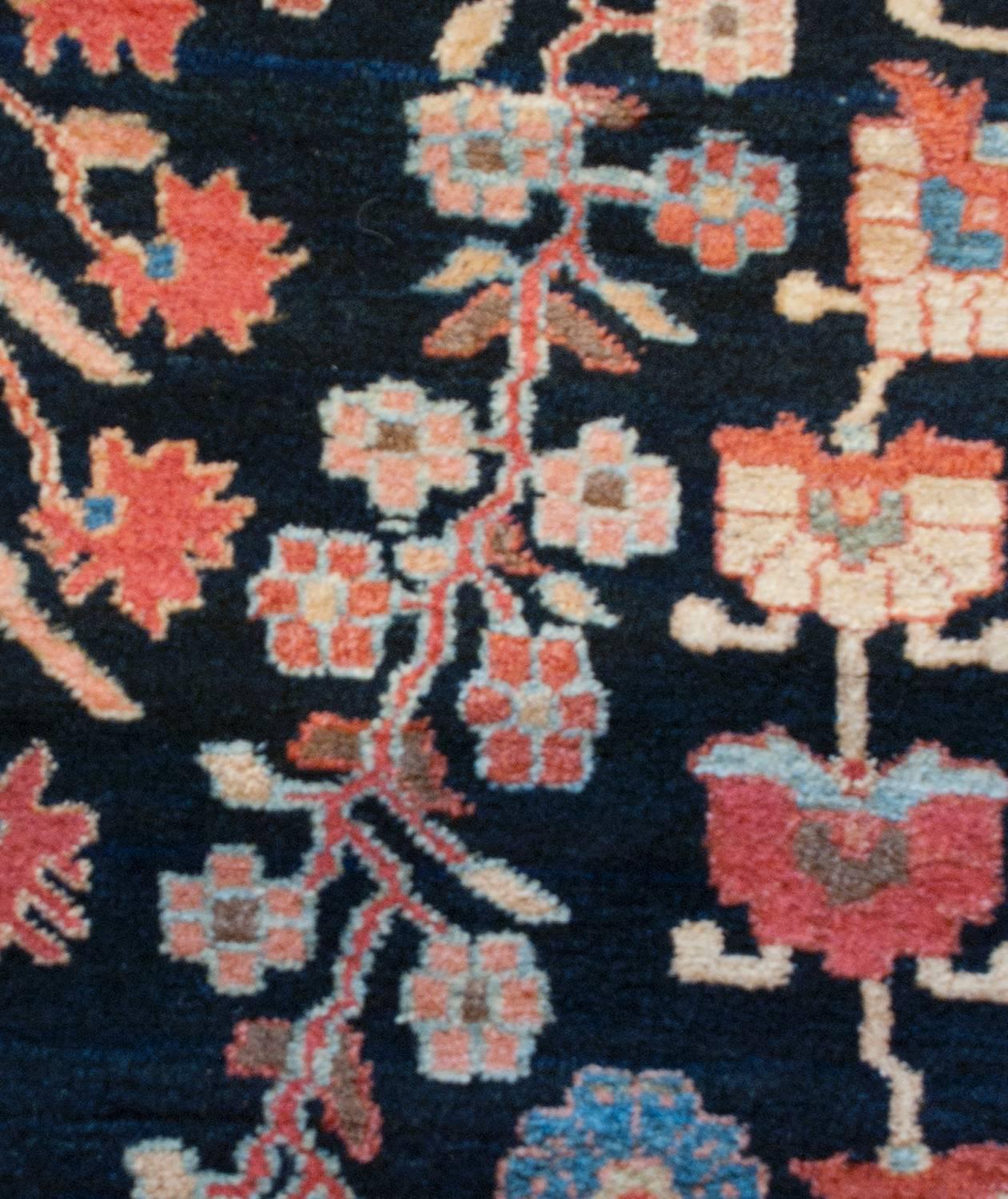 Unique Early 20th Century Sarouk Rug For Sale