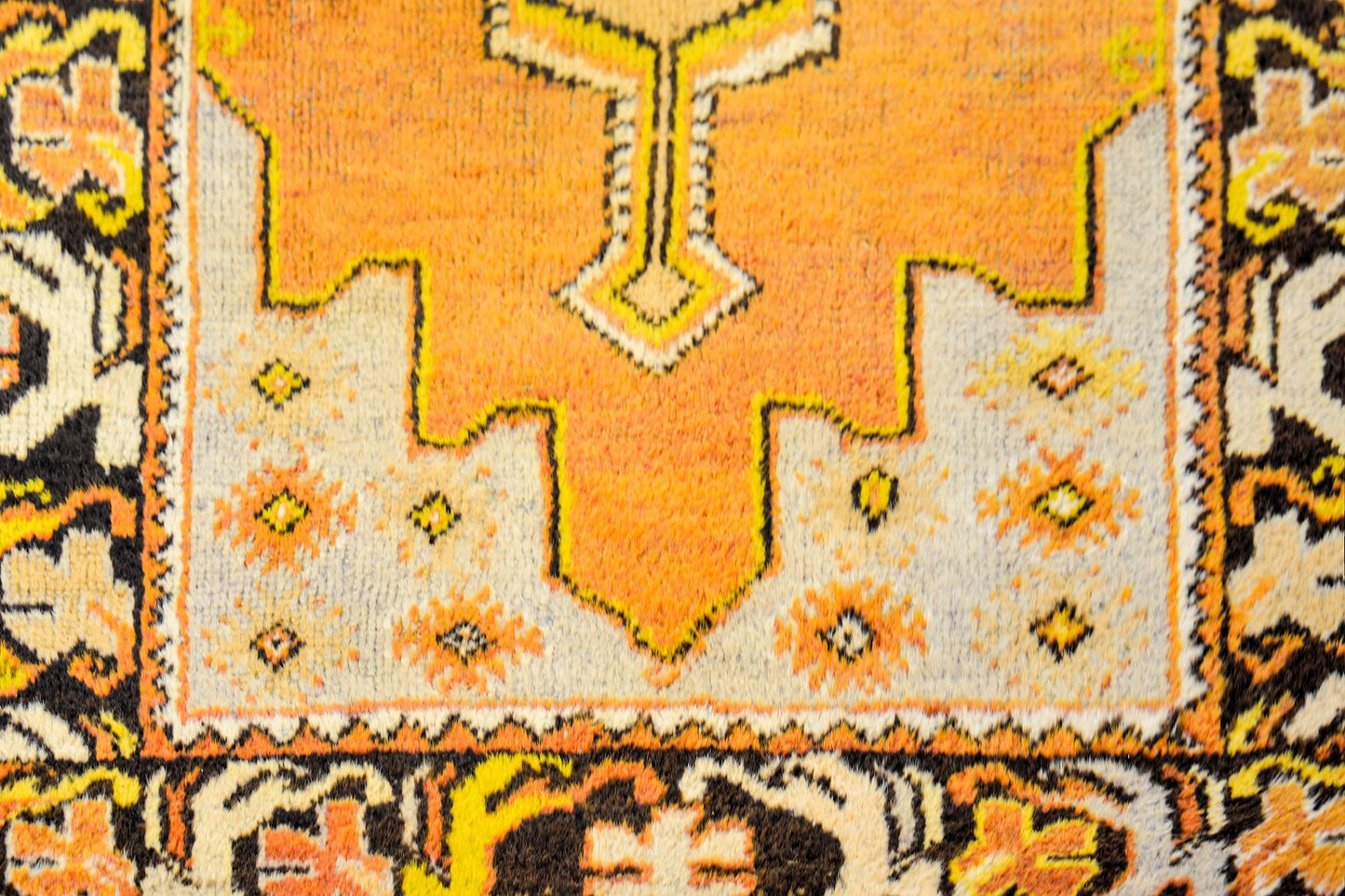 Vintage Turkish Oushak Rugl For Sale