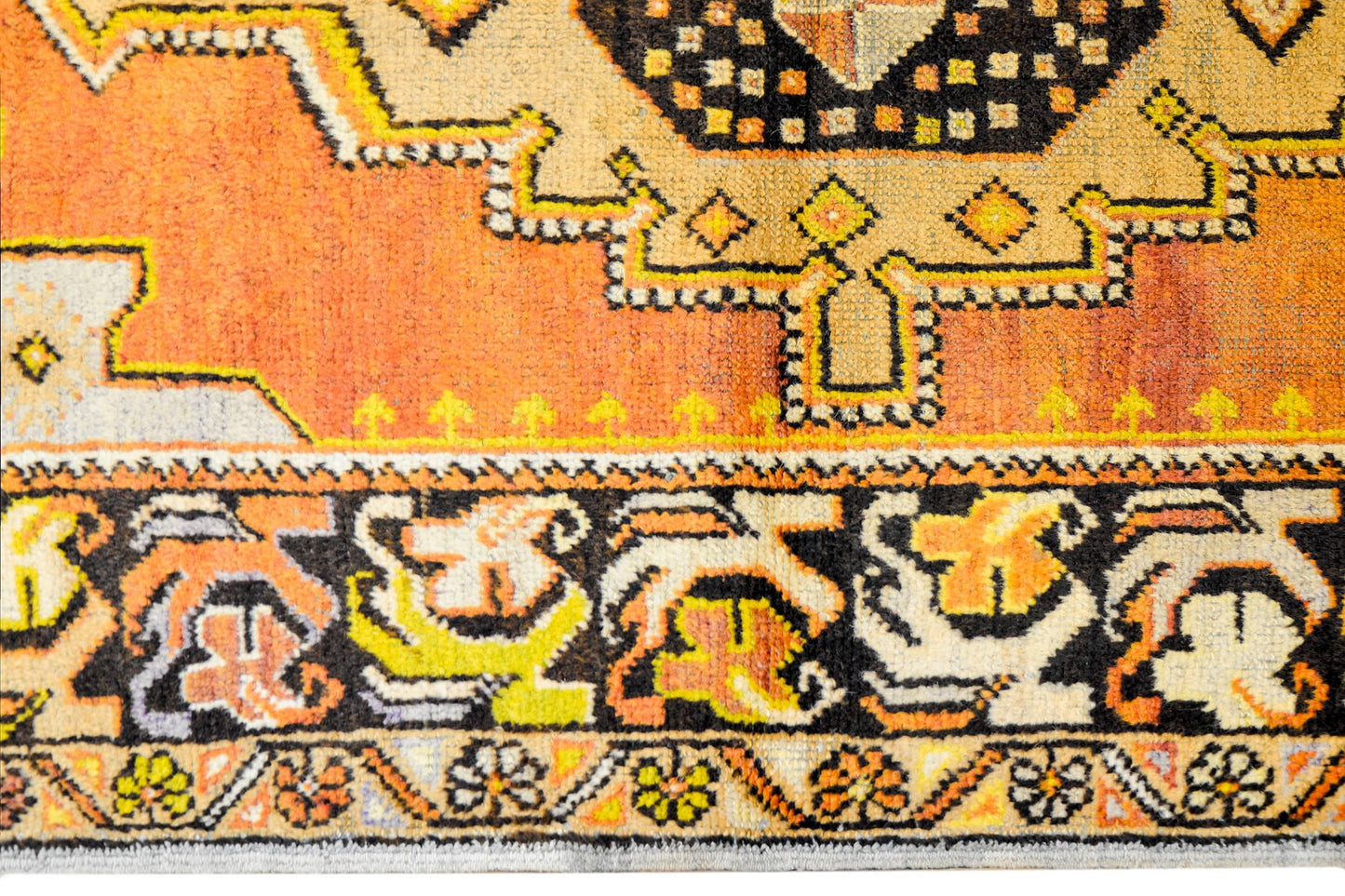 Vintage Turkish Oushak Rugl For Sale
