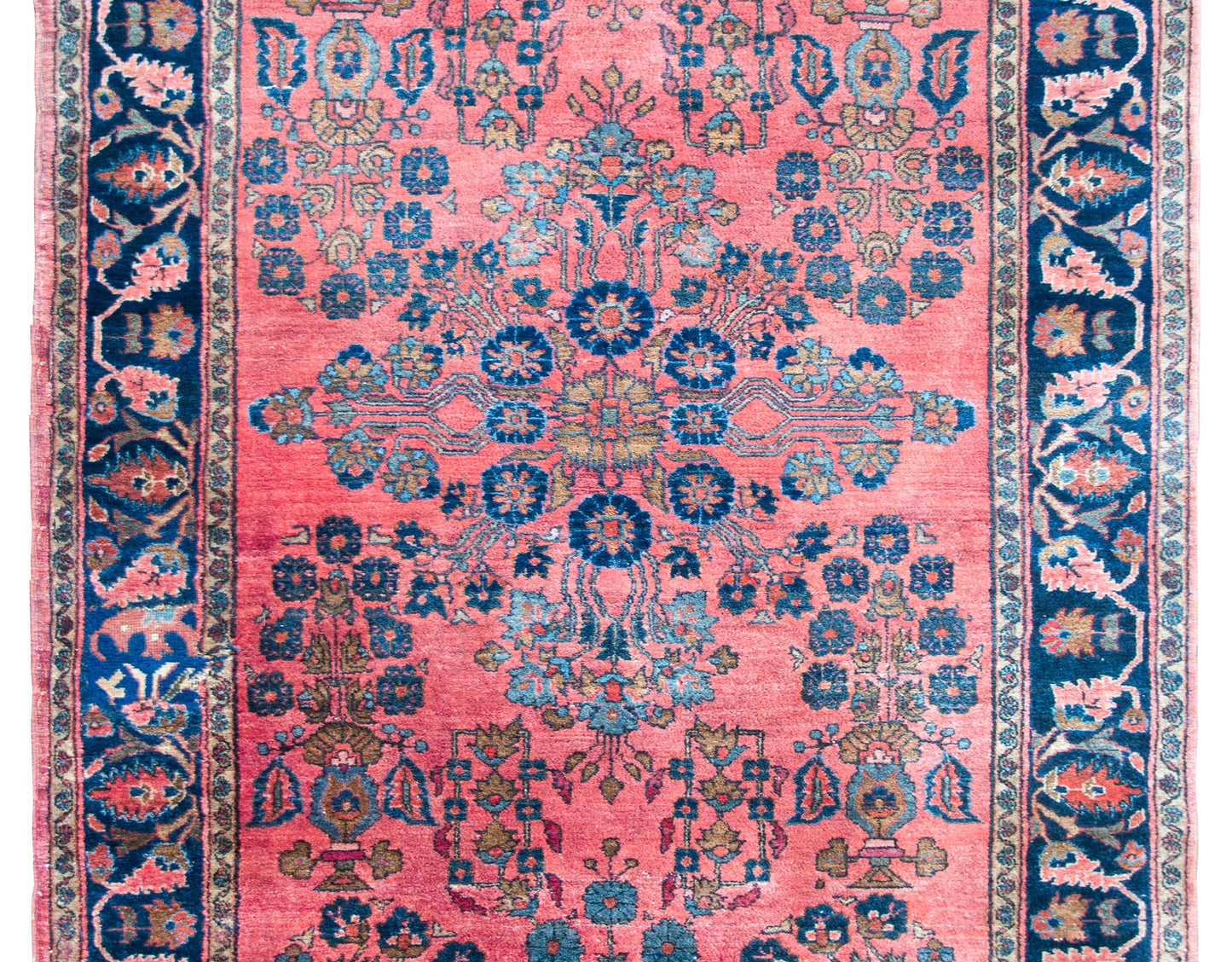 Early 20th Century Persian Sarouk Rug For Sale