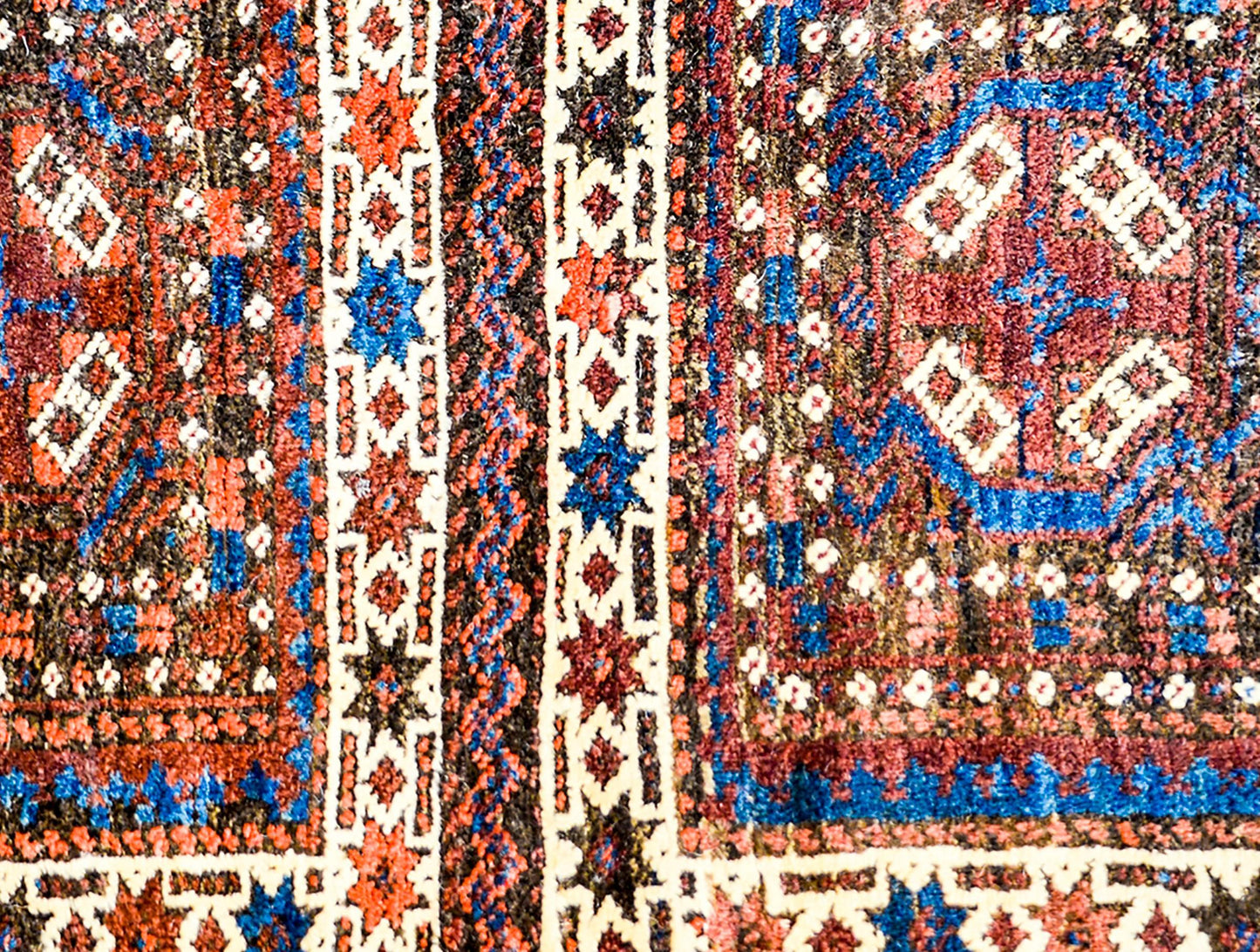 Beautiful Early 20th Century Turkman Rug For Sale