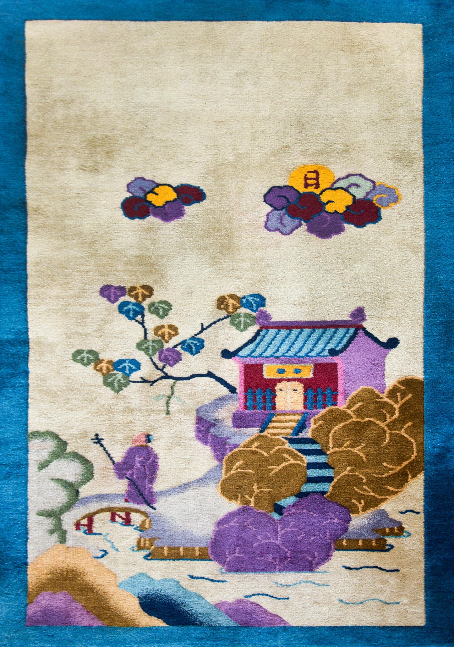 Early 20th Century Chinese Pictorial Art Deco Rug For Sale