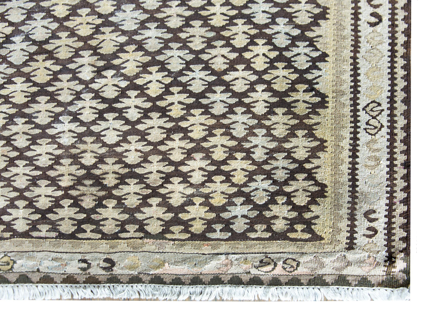 Early 20th Century Persian Qazvin Kilim Rug For Sale