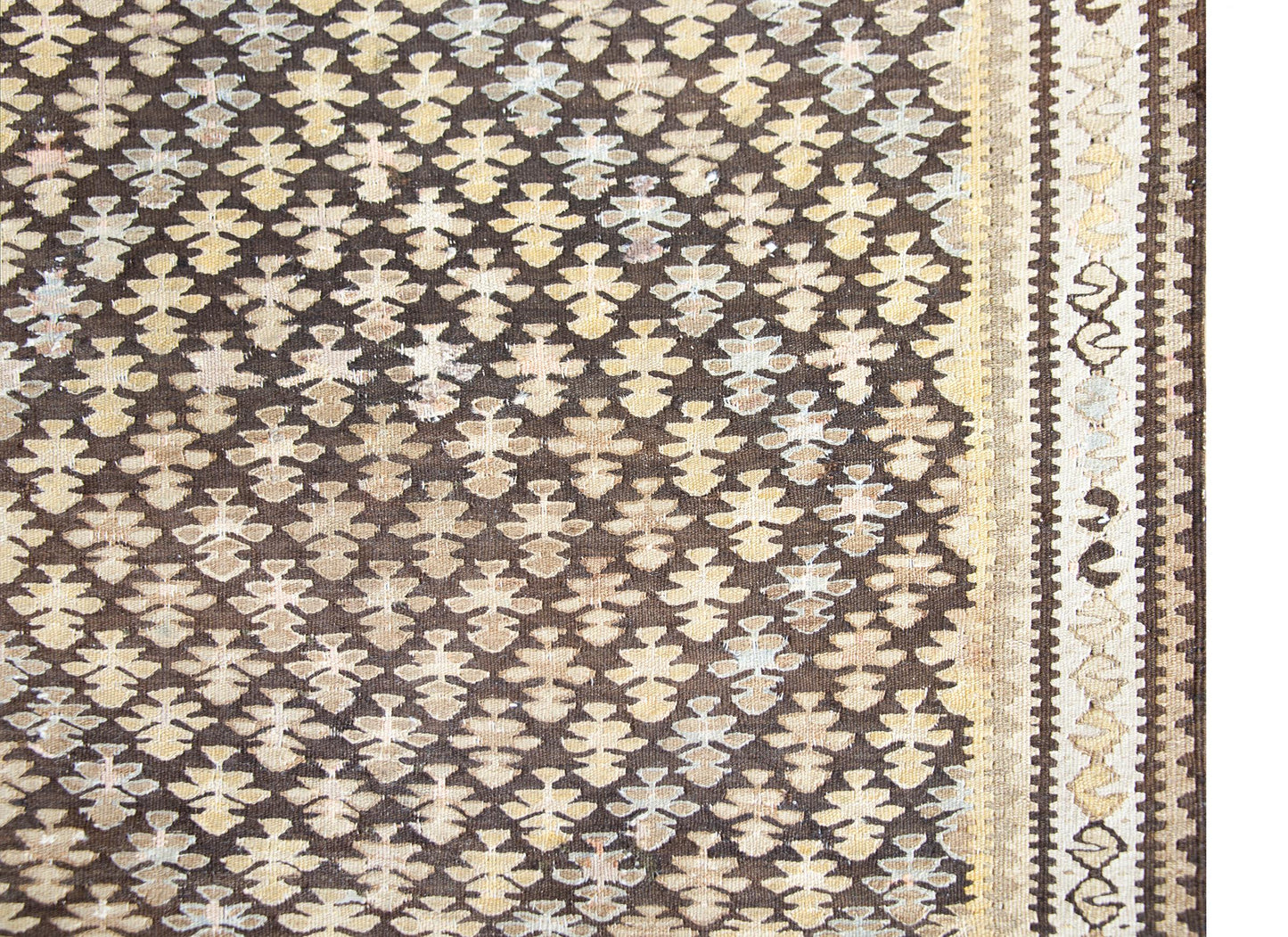 Early 20th Century Persian Qazvin Kilim Rug For Sale