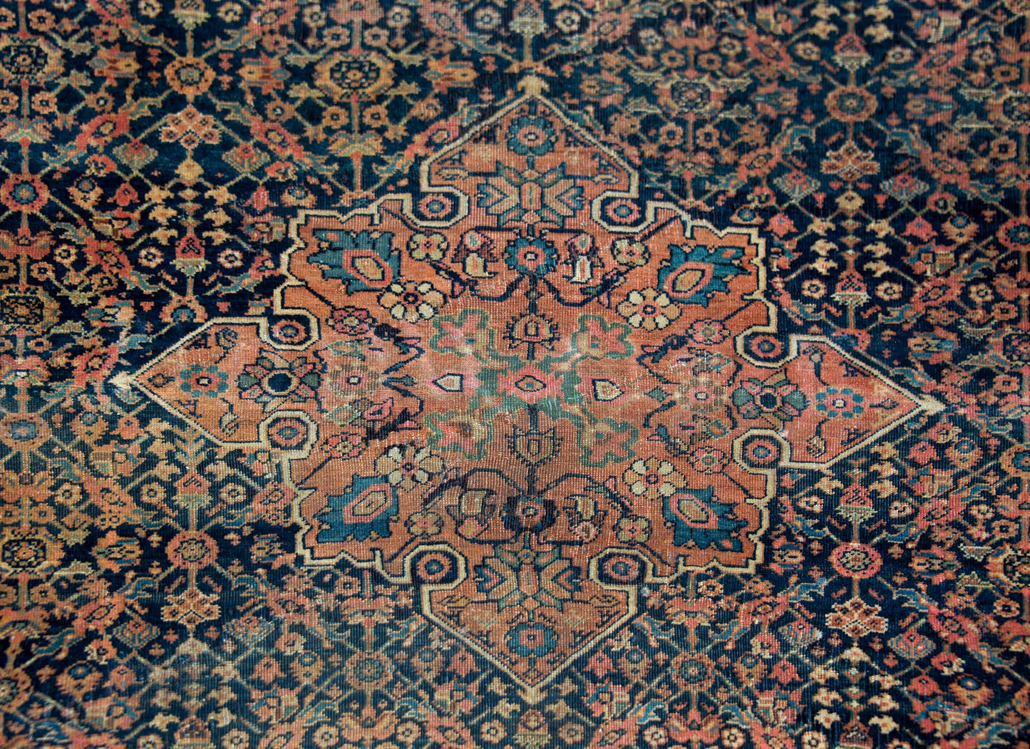 Early 20th Century Persian Sarouk Farahan For Sale