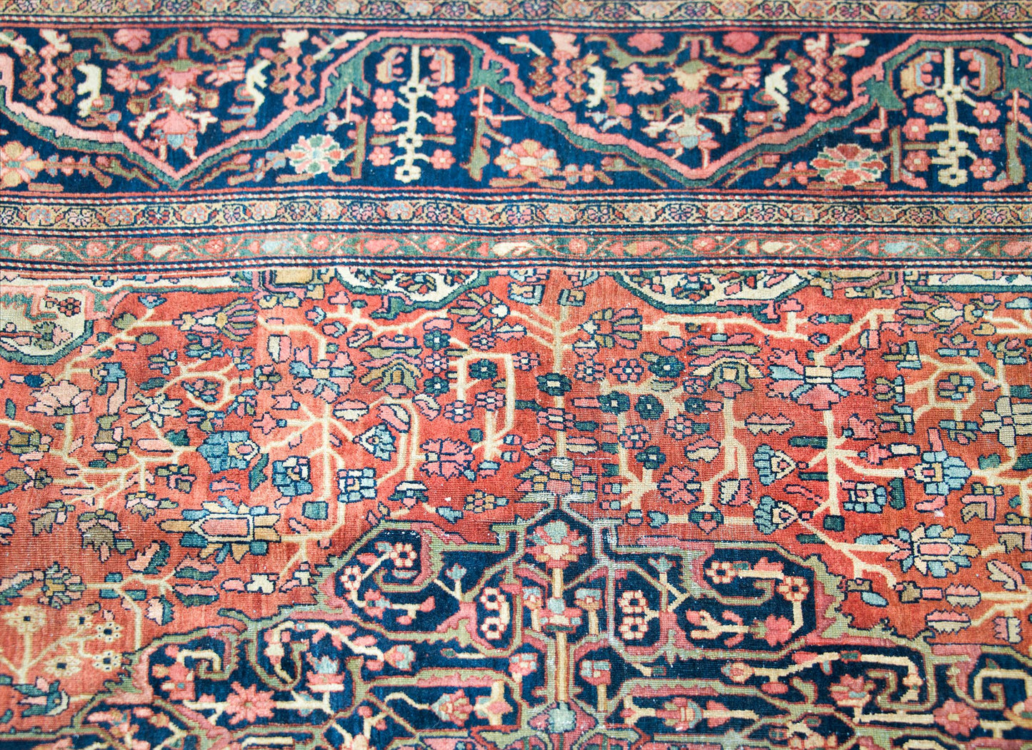 Incredible Early 20th Century Persian Sarouk Rug For Sale