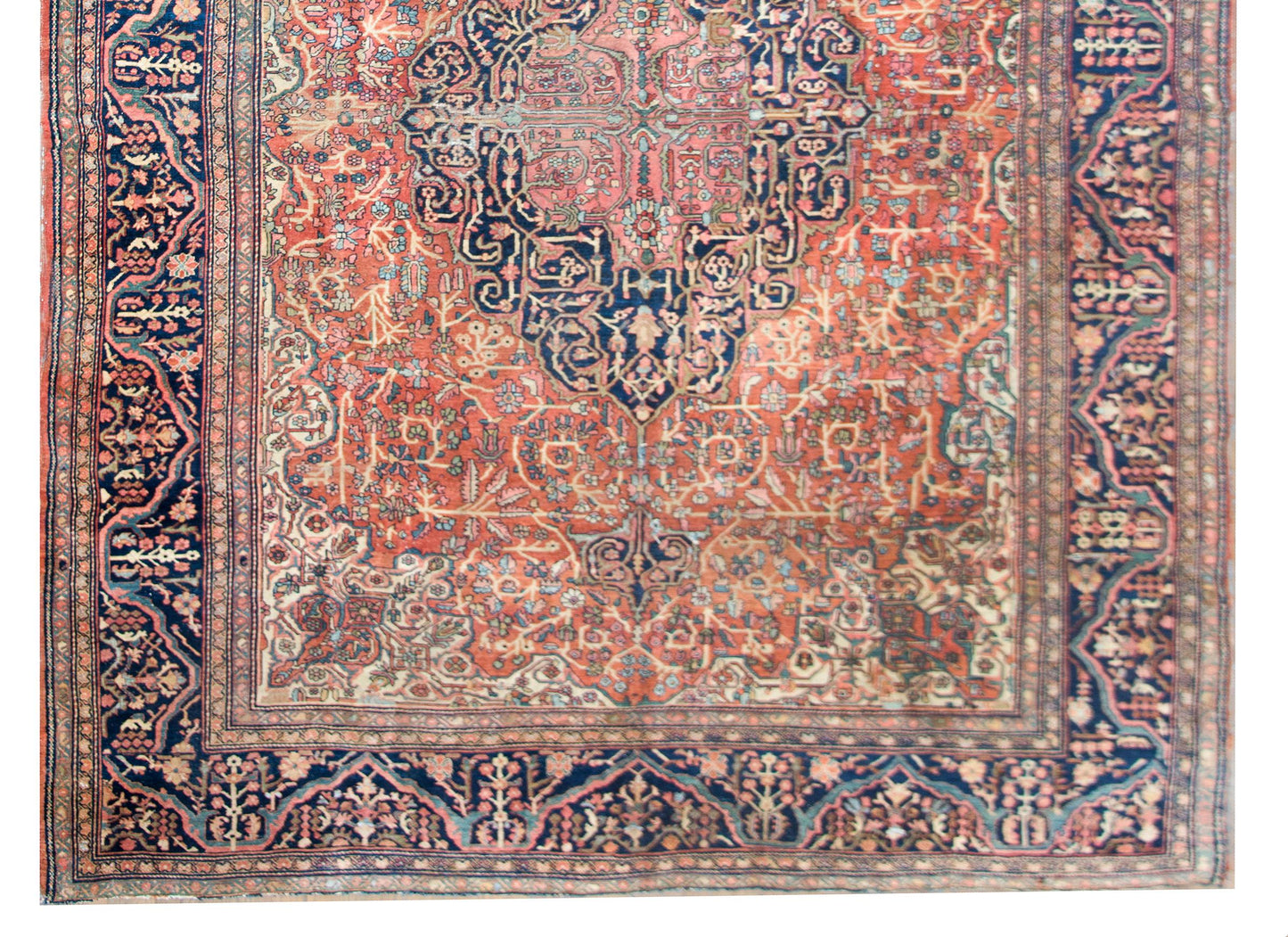 Incredible Early 20th Century Persian Sarouk Rug For Sale