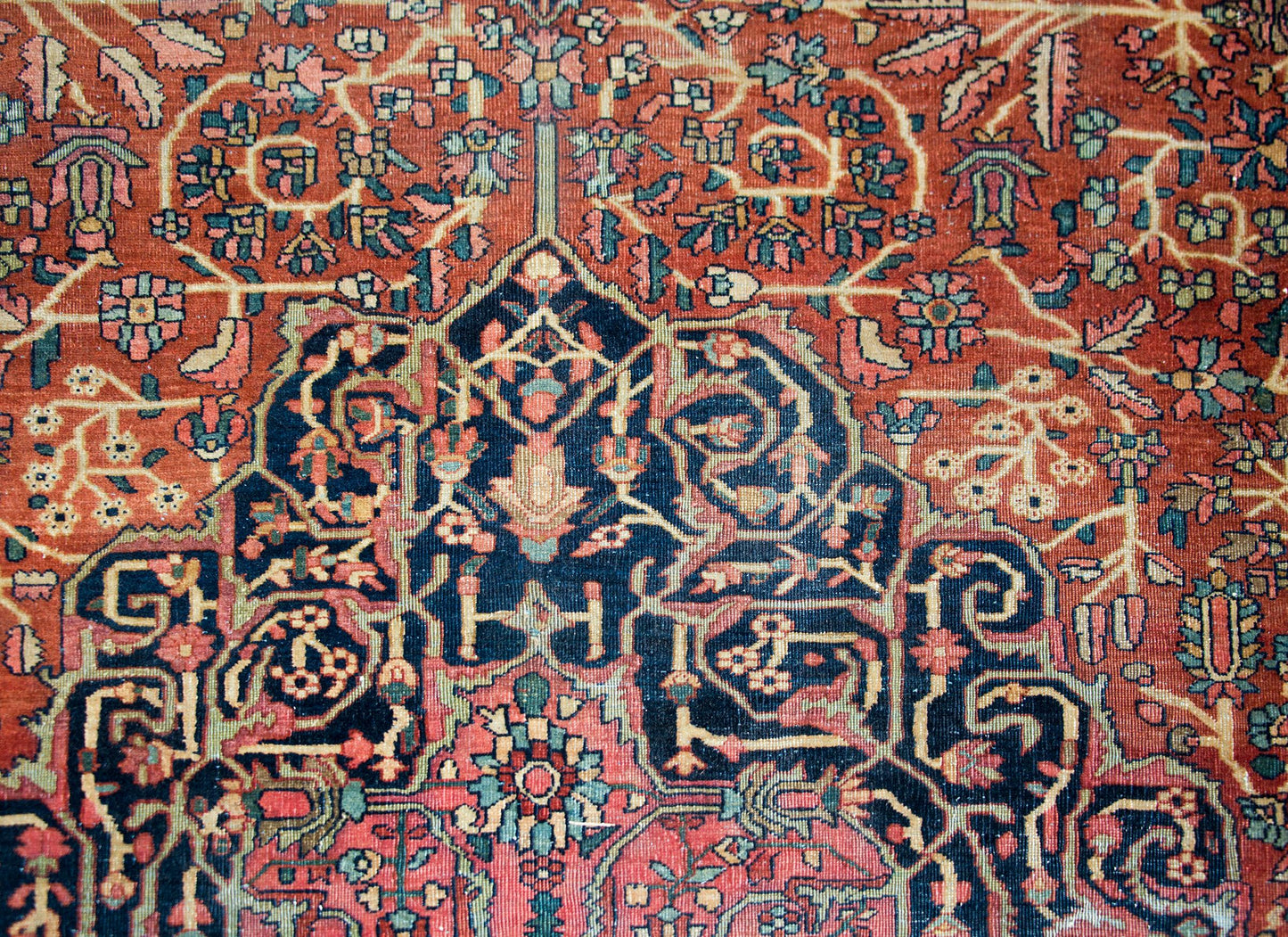 Incredible Early 20th Century Persian Sarouk Rug For Sale