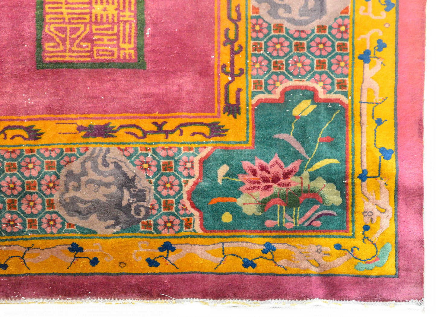 Unusual Chinese Art Deco Rug For Sale