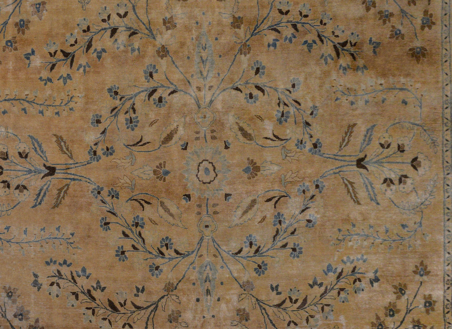 Exquisite Early 20th Century Tabriz Rug For Sale