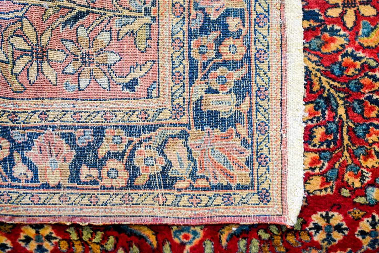 Extraordinary Early 20th Century Persian Sarouk Rug For Sale