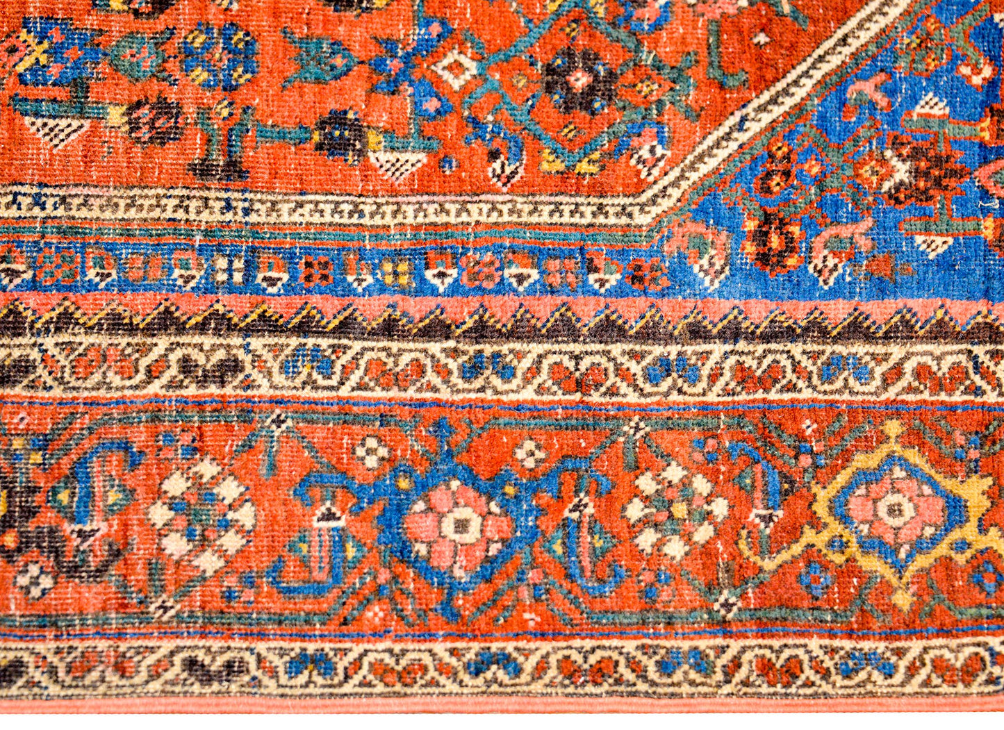 Extraordinary Early 20th Century Bidjar Rug For Sale