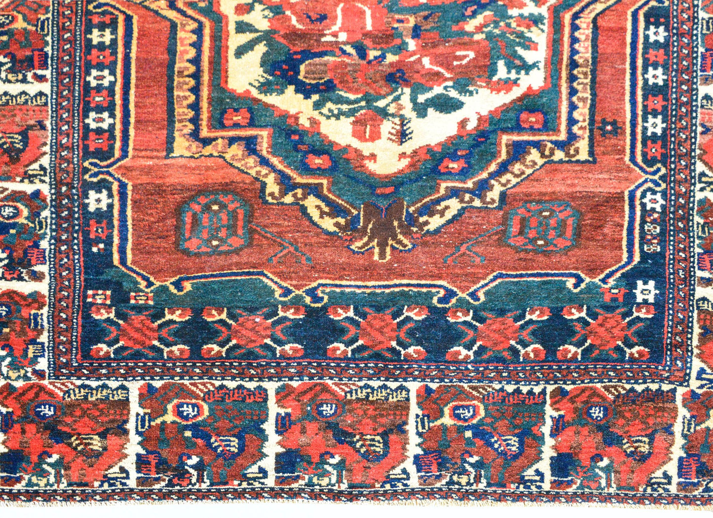 Early 20th Century Bakhtiari Rug For Sale